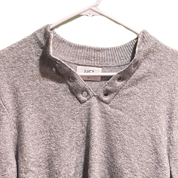 JUICY COUTURE GRAY SWEATER Sz MEDIUM - Picture 3 of 7